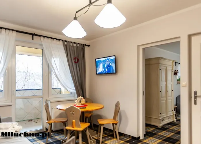 Bed & Breakfast Miluchna Blisko Dworca Pkp 3*